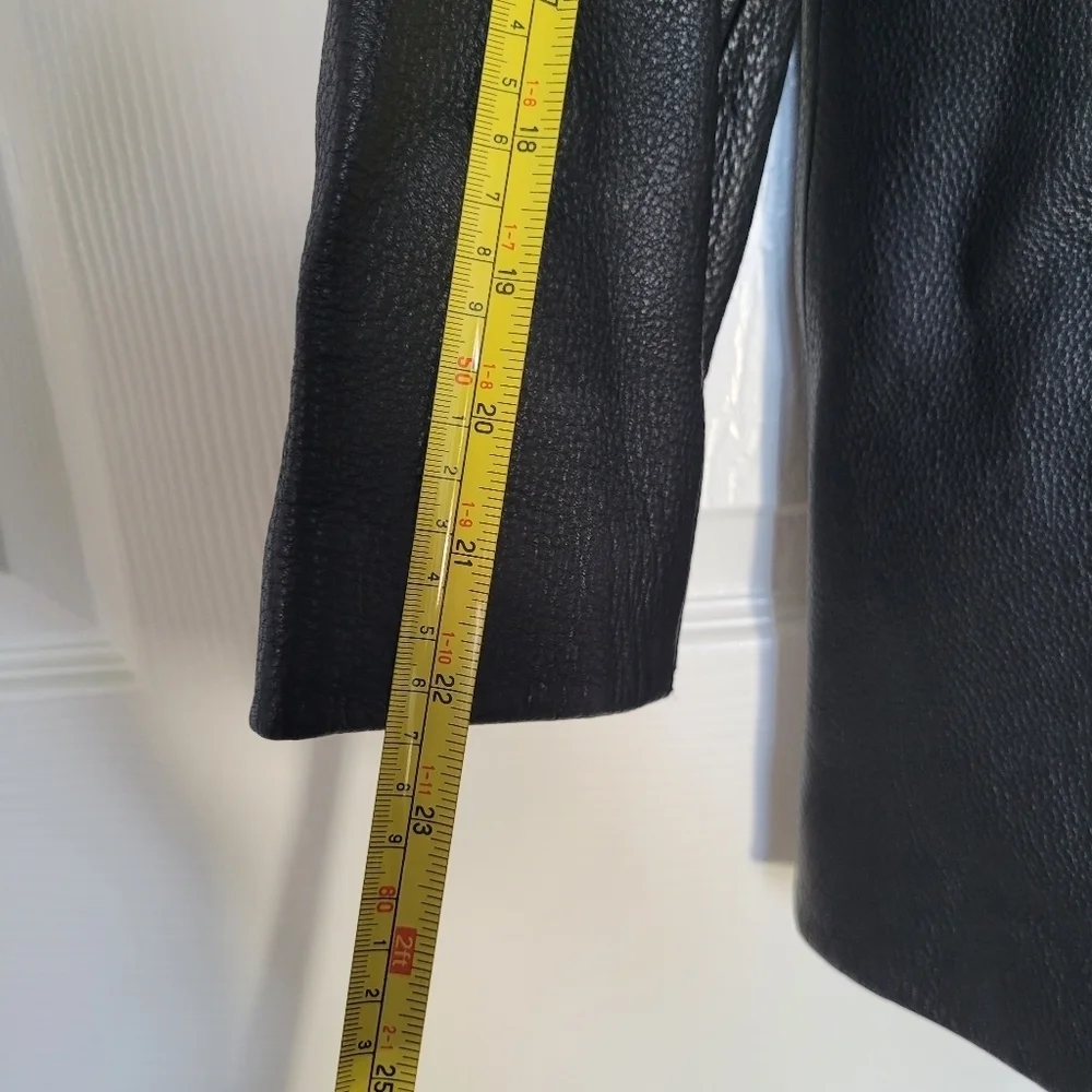 Wilsons leather black jacket Thinsulate Liner - Men’s Medium 4 buttons - Picture 8 of 12